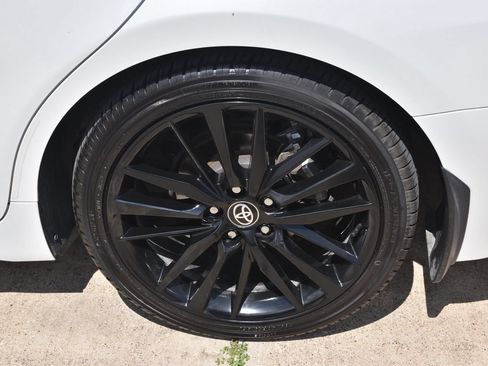 Used 2021 Toyota Camry XSE w/ Navigation Package FWD image 11