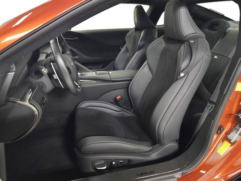 Used 2022 Lexus LC 500 Coupe w/ Sport Package RWD image 17