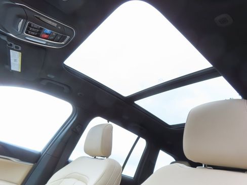 New 2025 Jeep Grand Cherokee Limited w/ Luxury Tech Group II image 7