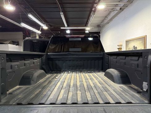 Used 2024 Chevrolet Silverado 2500 High Country w/ Midnight Edition AWD/4WD image 14