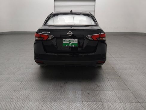 Used 2025 Nissan Versa SV FWD image 7