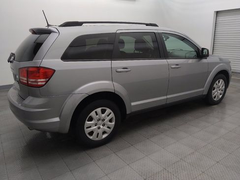 Used 2020 Dodge Journey SE w/ SE Popular Equipment Group image 10