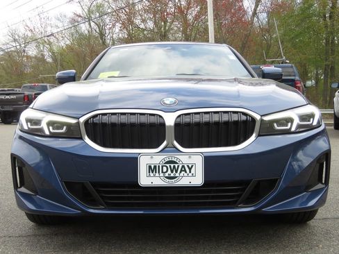 Used 2023 BMW 330i xDrive Sedan w/ Premium Package AWD/4WD image 2