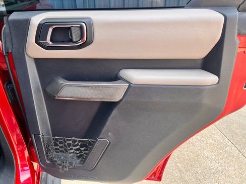 Used 2021 Ford Bronco Wildtrak AWD/4WD image 22