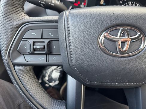 Used 2025 Toyota Tundra SR5 image 29