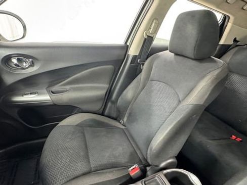 Used 2011 Nissan Juke SV FWD image 13