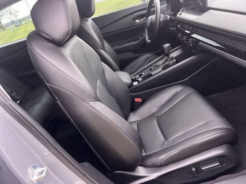 Used 2024 Honda Accord EX-L image 12