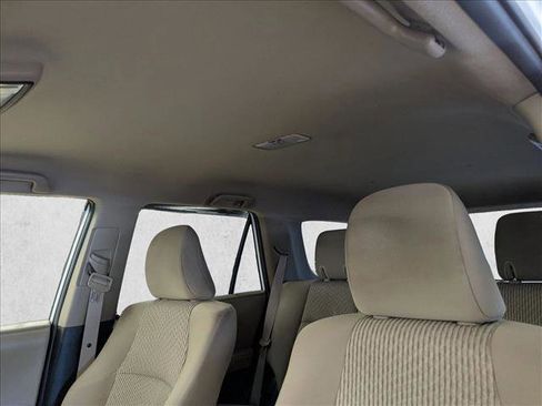 Used 2016 Toyota 4Runner SR5 image 18