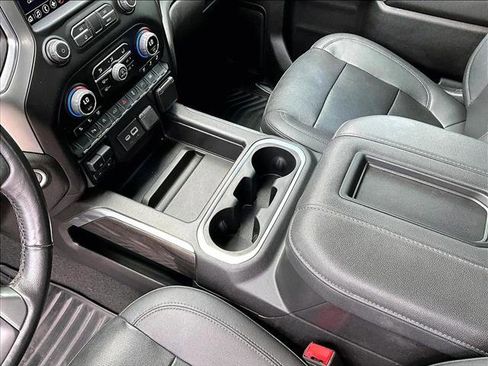 Used 2022 Chevrolet Silverado 1500 LTZ RWD image 15