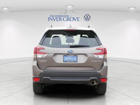 Used 2023 Subaru Forester Limited AWD/4WD image 6