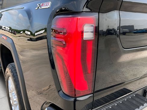 Used 2024 GMC Sierra 2500 SLT w/ Texas SLT Premium Package AWD/4WD image 20