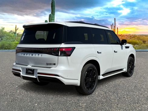 New 2026 INFINITI QX80 4WD image 4