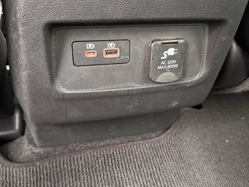 Used 2024 Nissan Frontier SL w/ Technology Package image 15