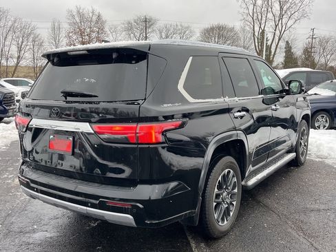 Used 2024 Toyota Sequoia Limited image 5