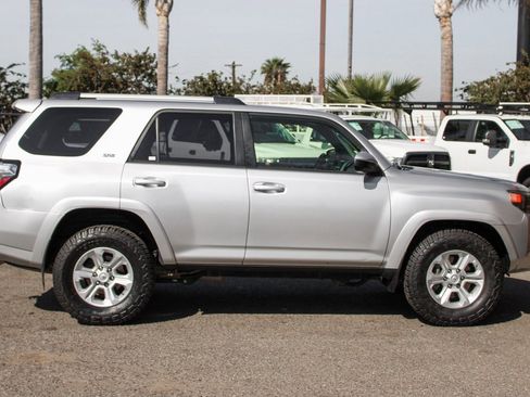 Used 2019 Toyota 4Runner SR5 image 11