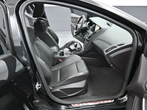 Used 2014 Ford Focus ST w/ Equipment Group 202A image 33