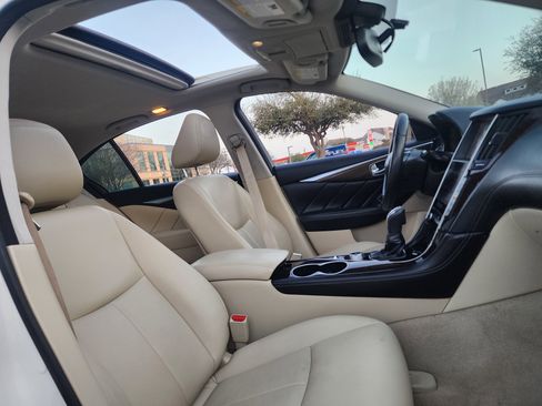 Used 2019 INFINITI Q50 Luxe w/ Essential Package (3.0T Luxe) image 15