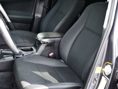 Used 2017 Toyota RAV4 LE w/ All Weather Liner Package AWD/4WD image 16