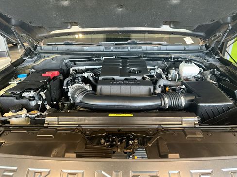 Used 2023 Nissan Frontier PRO-4X w/ Pro-4X Premium Package AWD/4WD image 34