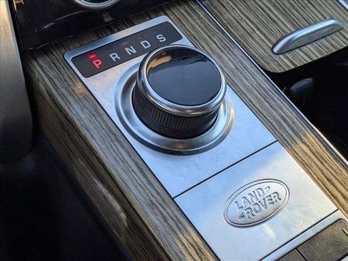 Used 2019 Land Rover Range Rover HSE image 21