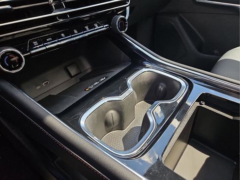 Used 2026 Chevrolet Traverse Z71 w/ LPO, Floor Liner Package image 18