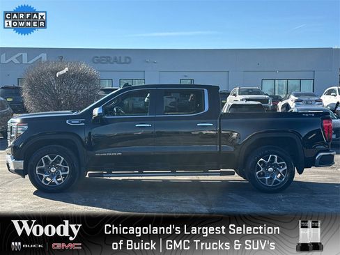 Used 2023 GMC Sierra 1500 SLT w/ SLT Premium Package image 5