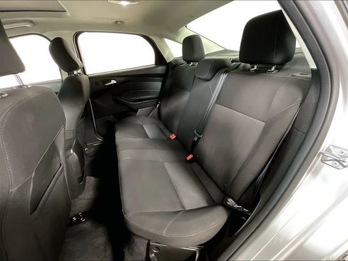 Used 2017 Ford Focus SEL image 24