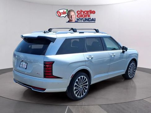 New 2026 Hyundai Palisade Calligraphy FWD image 5