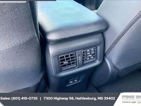 Used 2024 Toyota RAV4 XLE image 24