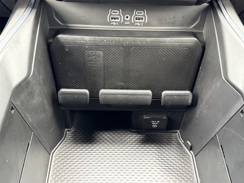 Used 2025 RAM 1500 Big Horn image 29