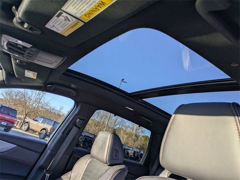 Used 2022 Acura MDX A-Spec image 33