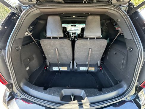 Used 2014 Ford Explorer XLT w/ Equipment Group 202A FWD image 11