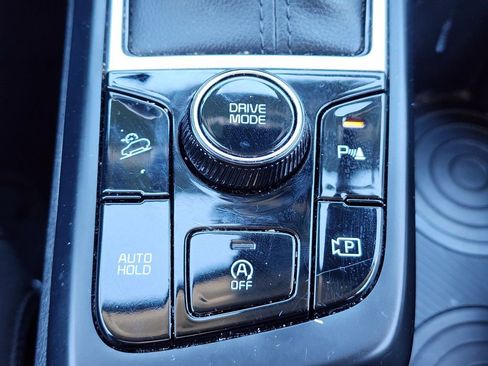 Used 2024 Kia Sportage LX image 25