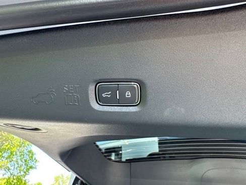 New 2026 Ford Expedition Platinum w/ Stealth Performance Package AWD/4WD image 17