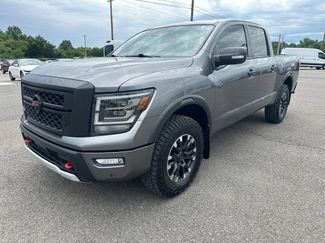 Used 2022 Nissan Titan PRO-4X w/ Pro-4x Convenience Package AWD/4WD video 1