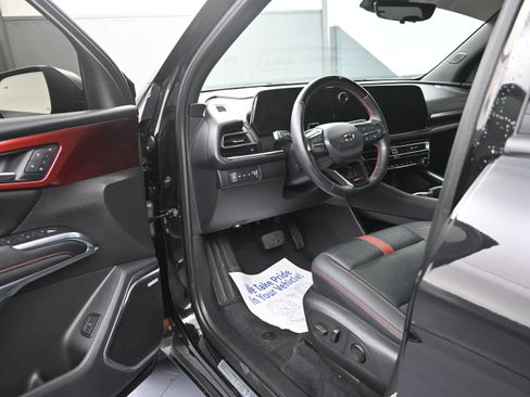 Used 2024 Chevrolet Traverse RS w/ LPO, Floor Liner Package image 9
