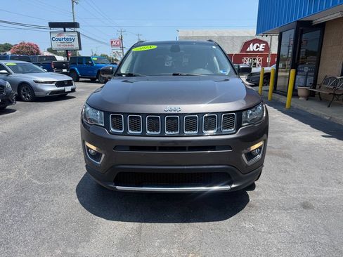 Used 2018 Jeep Compass Limited w/ Navigation Group AWD/4WD image 2