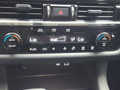 Used 2024 Nissan Pathfinder Rock Creek AWD/4WD image 37