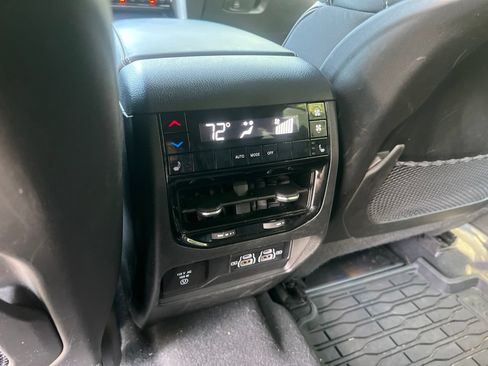 Used 2023 Jeep Grand Cherokee L Overland w/ MOPAR Finishing Package AWD/4WD image 28