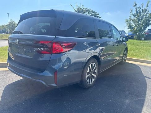 Used 2025 Honda Odyssey EX-L image 2