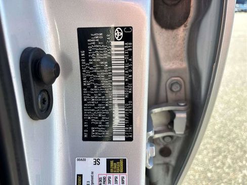 Used 2023 Toyota Corolla LE image 30