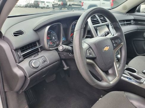 Used 2016 Chevrolet Malibu LT w/ Power Convenience Package image 21