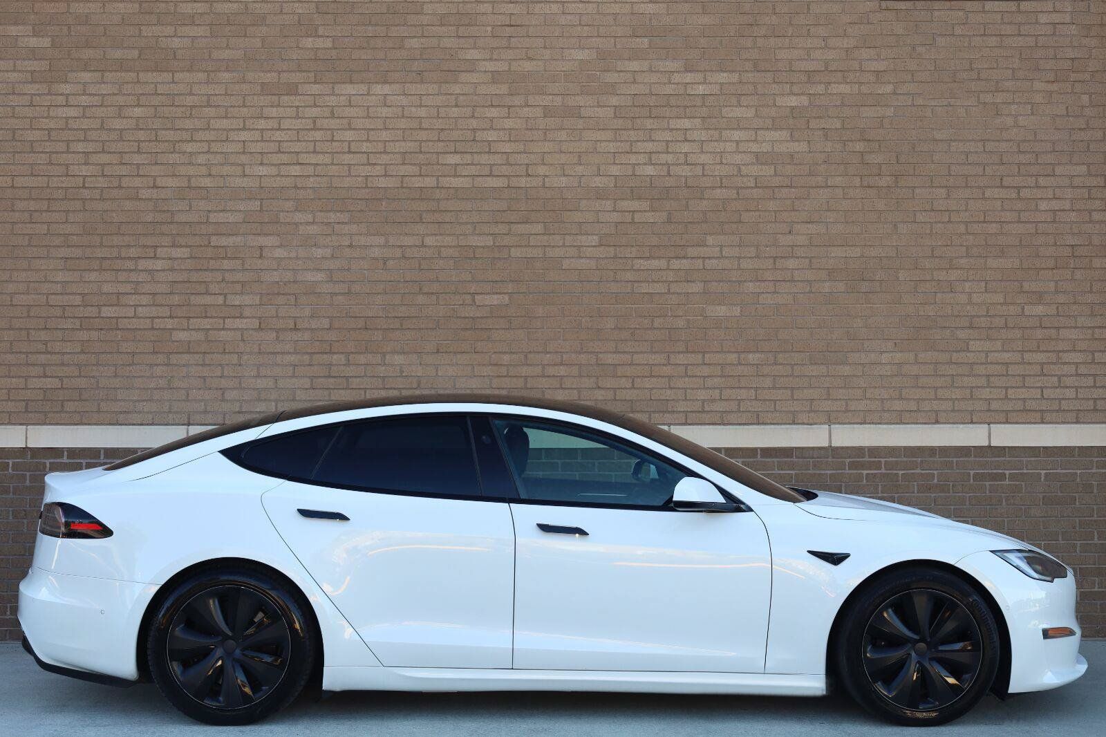 Used 2022 Tesla Model S AWD/4WD image 3