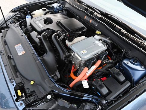 Used 2018 Ford Fusion S FWD image 43