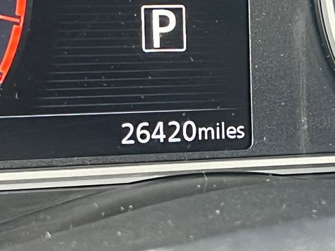 Used 2020 Nissan Versa SV image 18