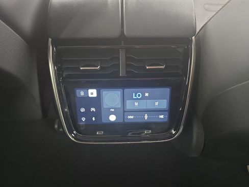 Used 2023 Rivian R1S Adventure AWD/4WD image 30