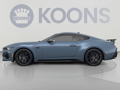 Used 2024 Ford Mustang GT RWD image 2