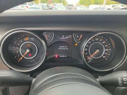 Used 2023 Jeep Wrangler Unlimited Sport AWD/4WD image 27
