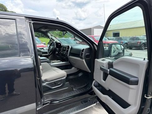 Used 2019 Ford F150 XLT w/ Equipment Group 302A Luxury AWD/4WD image 29