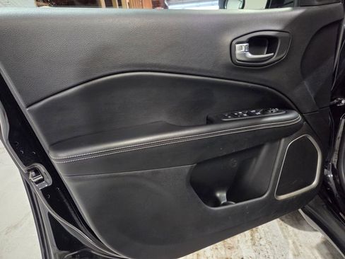 Certified 2021 Jeep Compass 80th Special Edition image 12